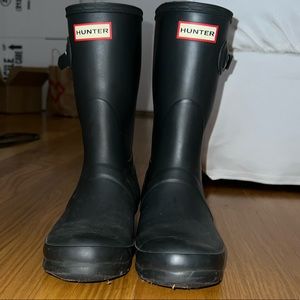 Navy Hunter Boots (short) WITH Sock Inserts Included